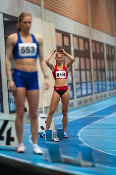 Luna Thiel (VfL Eintracht Hannover) bei den niedersaechsischen Hallenmeisterschaften am 05.02.2022 in der Leichtathletikhalle im Sportleistungszentrum Hannover