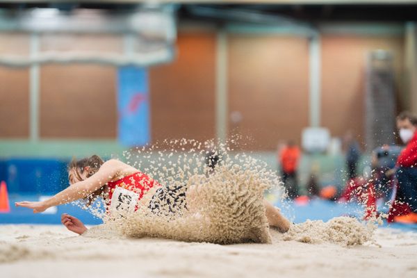 Ann-Kathrin Schmidt (Braunschweiger Laufclub) bei den niedersaechsischen Hallenmeisterschaften am 05.02.2022 in der Leichtathletikhalle im Sportleistungszentrum Hannover