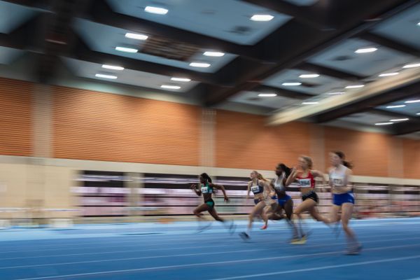 60m Impressionen bei den niedersaechsischen Hallenmeisterschaften am 05.02.2022 in der Leichtathletikhalle im Sportleistungszentrum Hannover