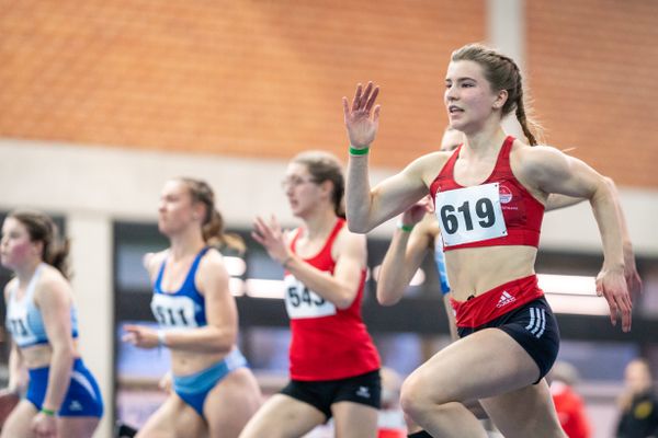 Charlotte Waldkirch (VfL Eintracht Hannover) im 60m Finale bei den niedersaechsischen Hallenmeisterschaften am 05.02.2022 in der Leichtathletikhalle im Sportleistungszentrum Hannover