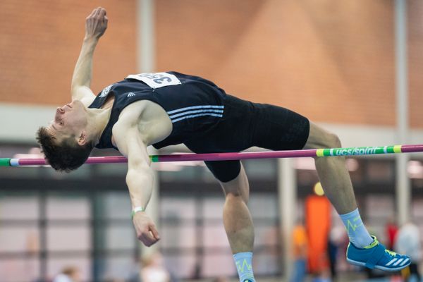 Fynn Huelsiggensen (Hannover 96) bei den niedersaechsischen Hallenmeisterschaften am 05.02.2022 in der Leichtathletikhalle im Sportleistungszentrum Hannover