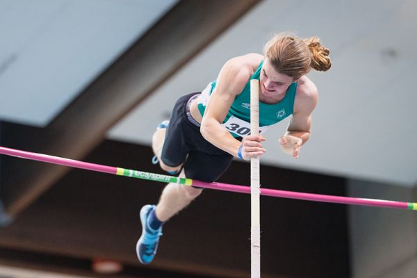 Bastian Lanitz (SV Werder Bremen) bei den niedersaechsischen Hallenmeisterschaften am 06.02.2022 in der Leichtathletikhalle im Sportleistungszentrum Hannover