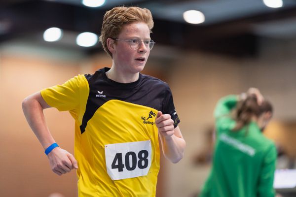 Benno Hogh-Holub (LG Goettingen) bei den niedersaechsischen Hallenmeisterschaften am 06.02.2022 in der Leichtathletikhalle im Sportleistungszentrum Hannover