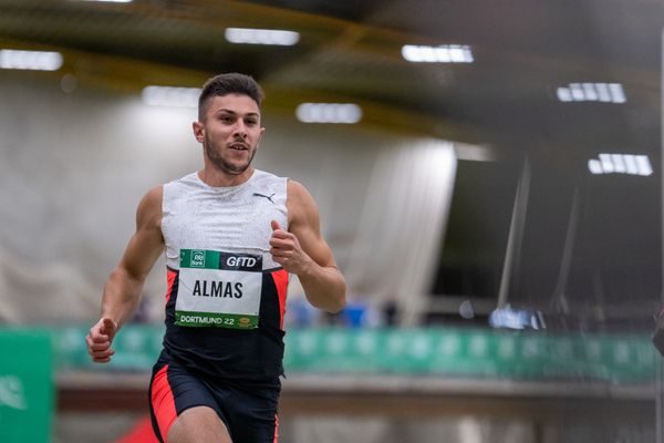 Deniz Almas (VfL Wolfsburg) am 12.02.2022 beim PSD Bank Indoor Meeting in der Helmut-Körnig-Halle in Dortmund