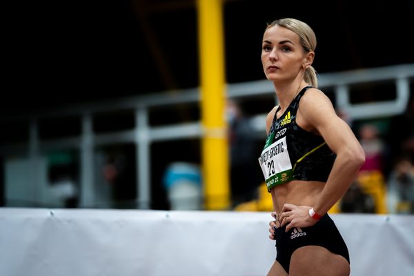 Justyna Swiety-Ersetic (Polen) am 400m Start am 12.02.2022 beim PSD Bank Indoor Meeting in der Helmut-Körnig-Halle in Dortmund