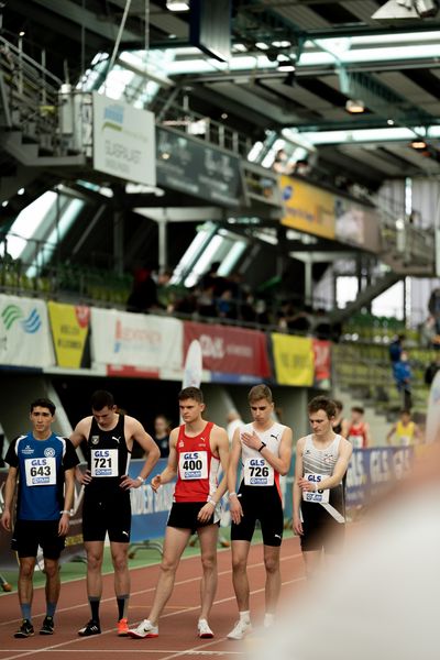 Matteo Stauss (TSV Schmiden), Finn Wollschlaeger (MTG Mannheim), Lennart Lindstrot (LG Olympia Dortmund), Silas Zahlten (LG Brillux Muenster) am 19.02.2022 waehrend der Deutsche Jugend-Hallenmeisterschaften U20 im Glaspalast in Sindelfingen