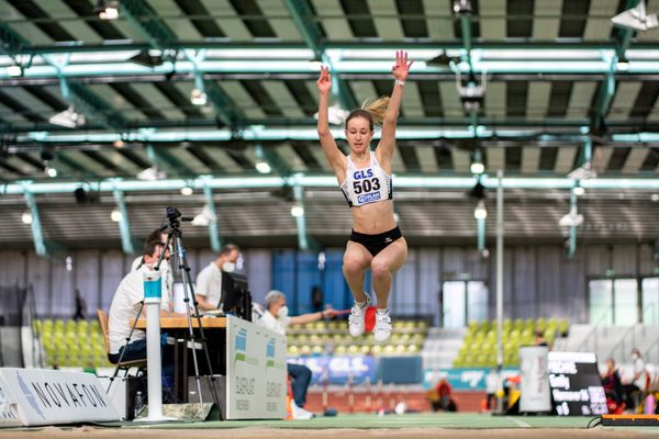 Emily Pischke (Hannover 96) am 19.02.2022 waehrend der Deutsche Jugend-Hallenmeisterschaften U20 im Glaspalast in Sindelfingen