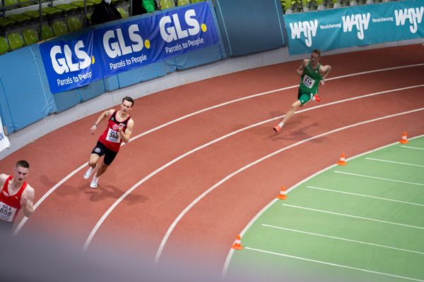 Florian Kroll (LG Osnabrueck) im 400m Vorlauf am 19.02.2022 waehrend der Deutsche Jugend-Hallenmeisterschaften U20 im Glaspalast in Sindelfingen