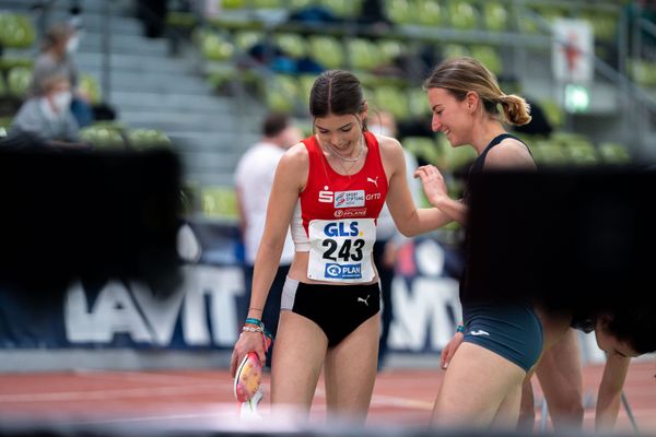 Anna Malia Hense (LG Olympia Dortmund) am 20.02.2022 waehrend der Deutschen Jugend-Hallenmeisterschaften U20 im Glaspalast in Sindelfingen