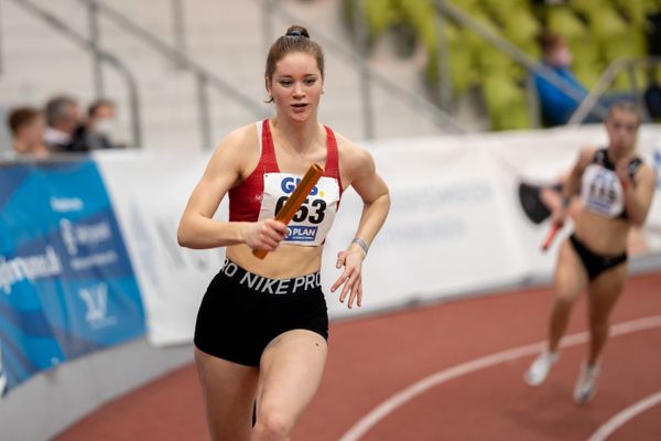 Lina Stolle (LG Braunschweig) am 20.02.2022 waehrend der Deutschen Jugend-Hallenmeisterschaften U20 im Glaspalast in Sindelfingen