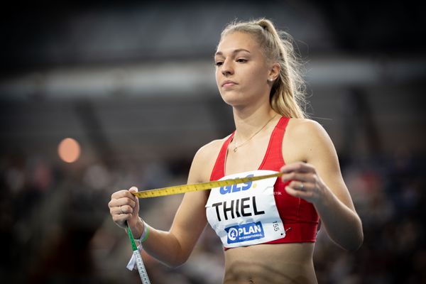 Luna Thiel (VfL Eintracht Hannover) am 26.02.2022 waehrend der Deutschen Leichtathletik-Hallenmeisterschaften (Tag 1) in der Quarterback Immobilien Arena in Leipzig