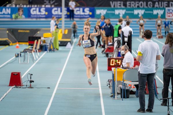 Kira Wittmann (LG Goettingen) am 26.02.2022 waehrend der Deutschen Leichtathletik-Hallenmeisterschaften (Tag 1) in der Quarterback Immobilien Arena in Leipzig