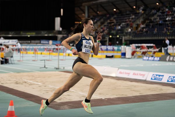 Hanna Klein (LAV Stadtwerke Tuebingen) am 26.02.2022 waehrend der Deutschen Leichtathletik-Hallenmeisterschaften (Tag 1) in der Quarterback Immobilien Arena in Leipzig