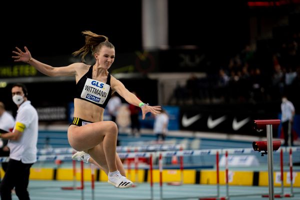 Kira Wittmann (LG Goettingen) am 26.02.2022 waehrend der Deutschen Leichtathletik-Hallenmeisterschaften (Tag 1) in der Quarterback Immobilien Arena in Leipzig