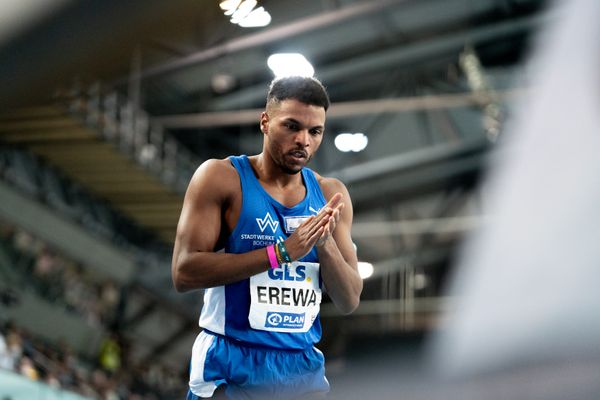 Robin Erewa (TV Wattenscheid 01) am 27.02.2022 waehrend der Deutschen Leichtathletik-Hallenmeisterschaften (Tag 2) in der Quarterback Immobilien Arena in Leipzig