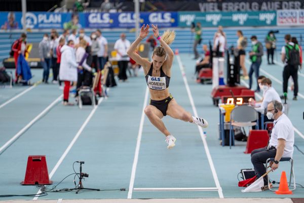 Merle Homeier (LG Goettingen) am 27.02.2022 waehrend der Deutschen Leichtathletik-Hallenmeisterschaften (Tag 2) in der Quarterback Immobilien Arena in Leipzig