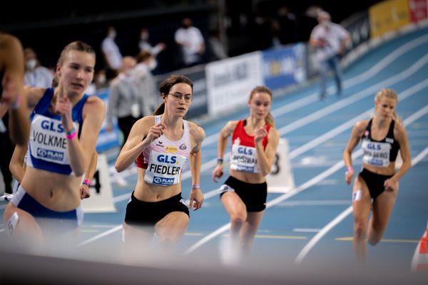 Radha Fiedler (LG Rhein-Wied) am 27.02.2022 waehrend der Deutschen Leichtathletik-Hallenmeisterschaften (Tag 2) in der Quarterback Immobilien Arena in Leipzig