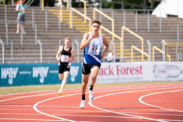 Alexander Senski (SR Yburg Steinbach) ueber 400m am 15.07.2022 waehrend den deutschen Leichtathletik-Jugendmeisterschaften 2022 in Ulm