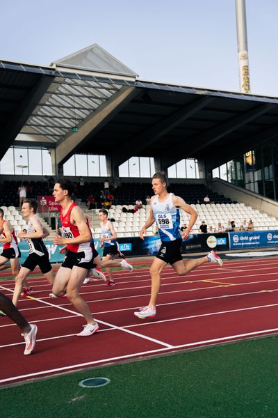 Jonas Kulgemeyer (OTB Osnabrueck) ueber 1500m am 15.07.2022 waehrend den deutschen Leichtathletik-Jugendmeisterschaften 2022 in Ulm