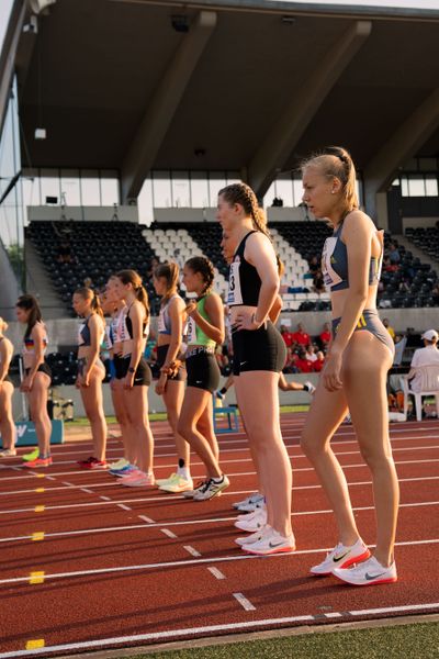 Start des 2000m Hindernis-Laufs am 15.07.2022 waehrend den deutschen Leichtathletik-Jugendmeisterschaften 2022 in Ulm