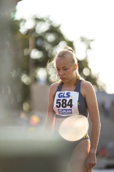 Carolin Hinrichs (VfL Loeningen) am 15.07.2022 waehrend den deutschen Leichtathletik-Jugendmeisterschaften 2022 in Ulm