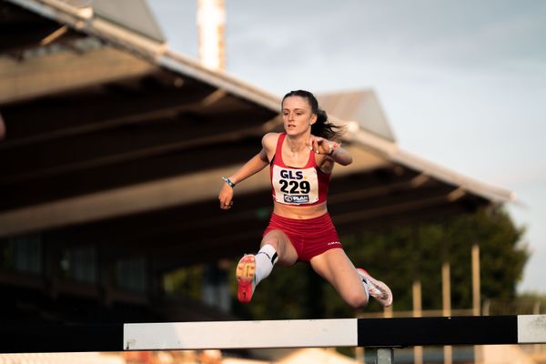 Jule Lindner (LG Bamberg) am 15.07.2022 waehrend den deutschen Leichtathletik-Jugendmeisterschaften 2022 in Ulm