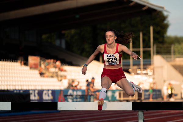 Jule Lindner (LG Bamberg) am 15.07.2022 waehrend den deutschen Leichtathletik-Jugendmeisterschaften 2022 in Ulm