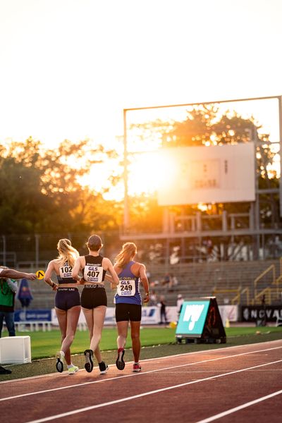 Frederick Weigel (SC Potsdam), Tabea Kiefer (Eintracht Frankfurt e.V.), Marie Krebelder (LAC Quelle Fuerth) am 15.07.2022 waehrend den deutschen Leichtathletik-Jugendmeisterschaften 2022 in Ulm