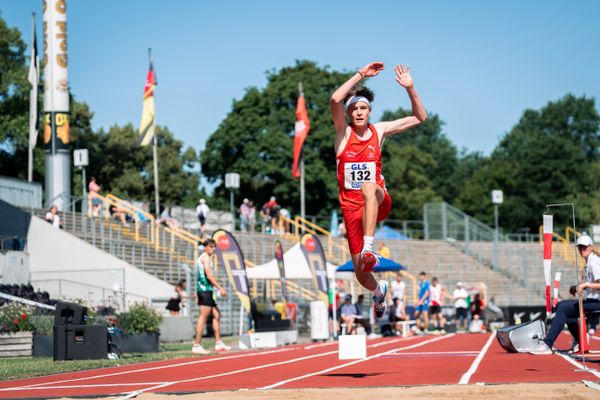 Jason Klapper (LG Nord Berlin) am 16.07.2022 waehrend den deutschen Leichtathletik-Jugendmeisterschaften 2022 in Ulm