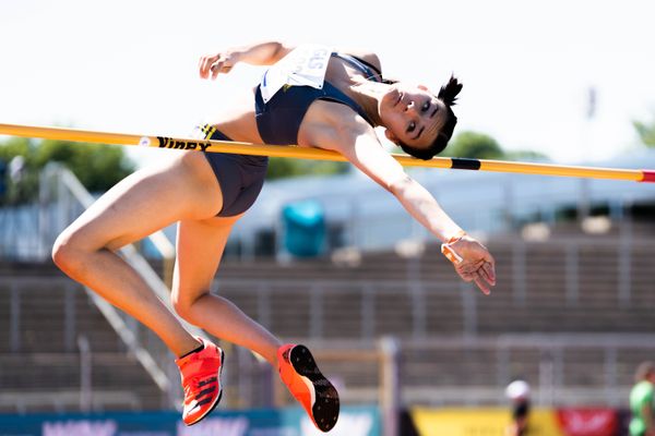 Sophie Scheidt (VfL Loeningen) im Hochsprung am 16.07.2022 waehrend den deutschen Leichtathletik-Jugendmeisterschaften 2022 in Ulm