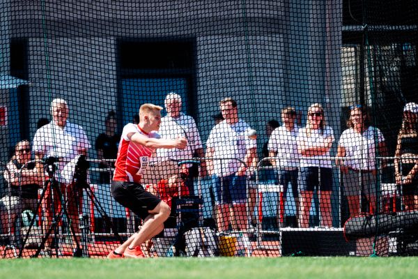 Lennart Hundertmark (Einbecker SV) beim Hammerwurf am 16.07.2022 waehrend den deutschen Leichtathletik-Jugendmeisterschaften 2022 in Ulm