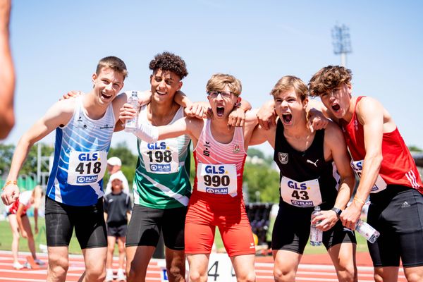 Elias Ehrmann (LG Dornburg), Alexandro Seiler (SV Preussen Berlin), Lucien Berger (Sportclub Magdeburg), Gero Andres Fischer (MTG Mannheim) am 16.07.2022 waehrend den deutschen Leichtathletik-Jugendmeisterschaften 2022 in Ulm