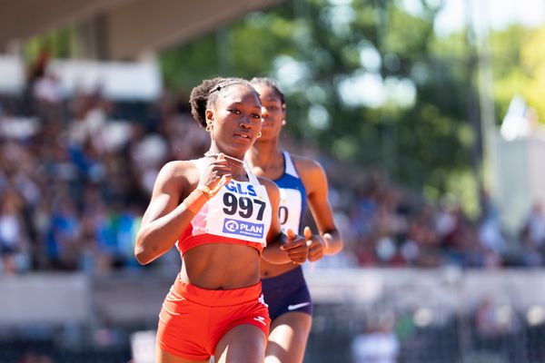 Chelsea Kadiri (Sportclub Magdeburg) ueber 100m am 16.07.2022 waehrend den deutschen Leichtathletik-Jugendmeisterschaften 2022 in Ulm