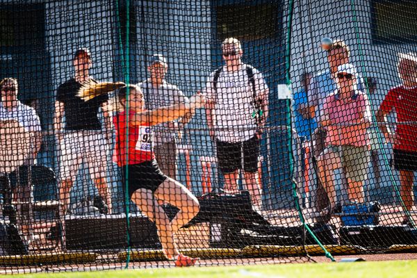 Marie Luise Fischer (SV Grossbardau) beim Hammerwurf am 16.07.2022 waehrend den deutschen Leichtathletik-Jugendmeisterschaften 2022 in Ulm