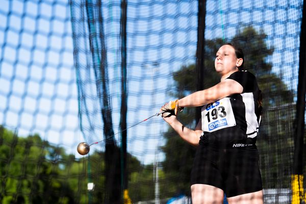 Laura Putbrese (Neukoellner SF) im Hammerwurf am 16.07.2022 waehrend den deutschen Leichtathletik-Jugendmeisterschaften 2022 in Ulm