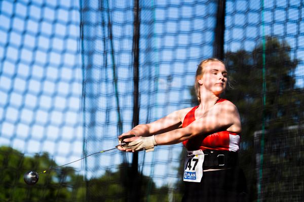 Flora Rustemeyer (LG Nord Berlin) im Hammerwurf am 16.07.2022 waehrend den deutschen Leichtathletik-Jugendmeisterschaften 2022 in Ulm