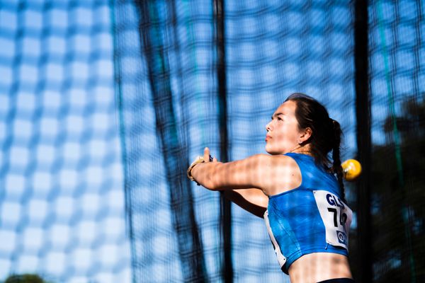 Nele Frisch (LAV Bayer Uerdingen/Dormagen) im Hammerwurf am 16.07.2022 waehrend den deutschen Leichtathletik-Jugendmeisterschaften 2022 in Ulm