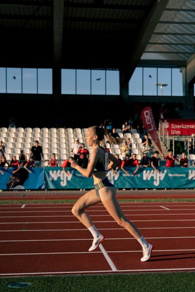 Carolin Hinrichs (VfL Loeningen) am 16.07.2022 waehrend den deutschen Leichtathletik-Jugendmeisterschaften 2022 in Ulm