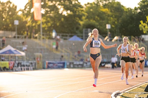 Carolin Hinrichs (VfL Loeningen) am 16.07.2022 waehrend den deutschen Leichtathletik-Jugendmeisterschaften 2022 in Ulm