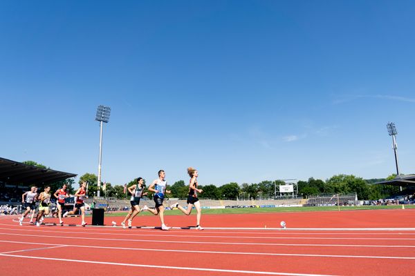 Jonas Kulgemeyer (OTB Osnabrueck) ueber 3000m am 17.07.2022 waehrend den deutschen Leichtathletik-Jugendmeisterschaften 2022 in Ulm