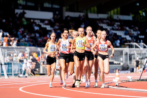 Sonja Lindemann (LG Wedel-Pinneberg), Sofia Benfares (LC Rehlingen), Kira Weis (KSG Gerlingen) und Leonie Borchers (LG Brillux Muenster) am 17.07.2022 waehrend den deutschen Leichtathletik-Jugendmeisterschaften 2022 in Ulm