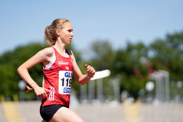 Marie Kraft (TSG 1845 Heilbronn) ueber 3000m U20 am 17.07.2022 waehrend den deutschen Leichtathletik-Jugendmeisterschaften 2022 in Ulm