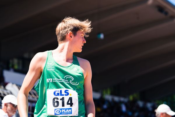 Ole Stein (TSV Wehdel) im Weitsprung am 17.07.2022 waehrend den deutschen Leichtathletik-Jugendmeisterschaften 2022 in Ulm