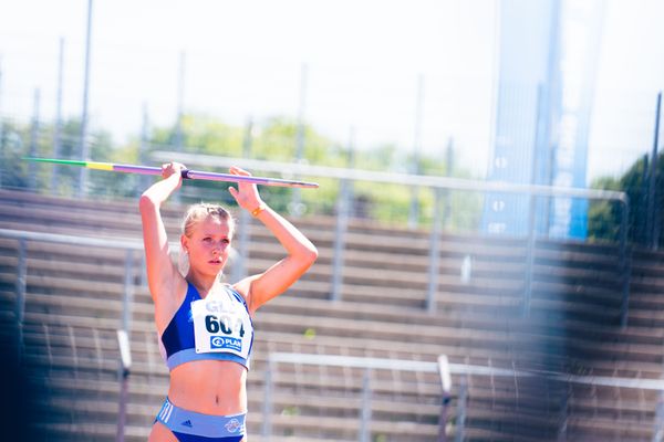 Veronique Quednau (Rukeli Trollmann e. V.) beim Speerwurf am 17.07.2022 waehrend den deutschen Leichtathletik-Jugendmeisterschaften 2022 in Ulm