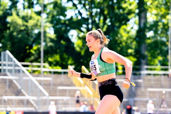 Christina Lahrs (TSV Wehdel) beim Speerwurf am 17.07.2022 waehrend den deutschen Leichtathletik-Jugendmeisterschaften 2022 in Ulm