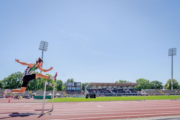 Niclas Jan Kaluza (Eintracht Hildesheim) im 400m Huerden Finale am 17.07.2022 waehrend den deutschen Leichtathletik-Jugendmeisterschaften 2022 in Ulm