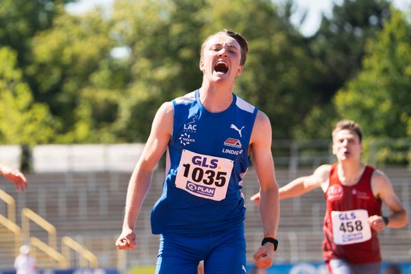 Benedikt Thomas Wallstein (Gothaer Leichtathletik Centrum) gewinnt die 200m in der U18 am 17.07.2022 waehrend den deutschen Leichtathletik-Jugendmeisterschaften 2022 in Ulm