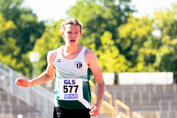 Max Husemann (Eintracht Hildesheim) im 200m Finale am 17.07.2022 waehrend den deutschen Leichtathletik-Jugendmeisterschaften 2022 in Ulm