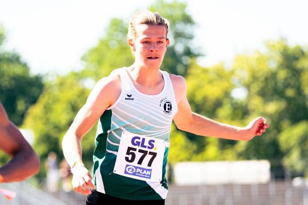 Max Husemann (Eintracht Hildesheim) im 200m Finale am 17.07.2022 waehrend den deutschen Leichtathletik-Jugendmeisterschaften 2022 in Ulm