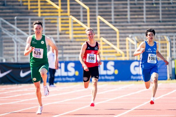 Tobias Morawietz (VfL Wolfsburg), Florian Kroll (LG Osnabrueck), Emil Bekker (TV Wattenscheid 01) im 200m Finale am 17.07.2022 waehrend den deutschen Leichtathletik-Jugendmeisterschaften 2022 in Ulm